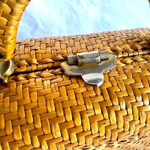 Vintage Boho Chic Style Wicker & Leather Box Purse